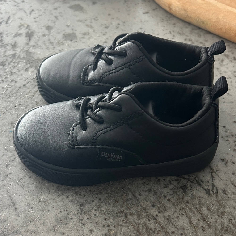 OshKosh B'gosh Black Kids Sneakers